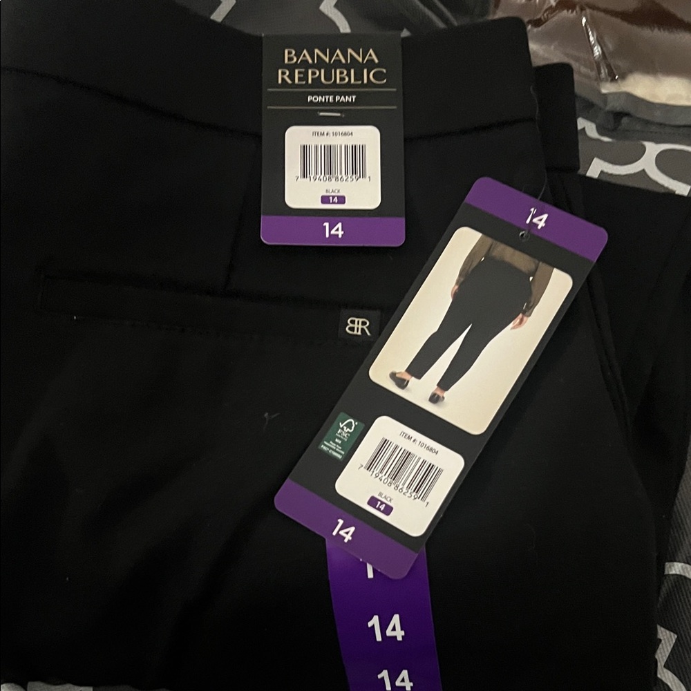 Banana Republic Classic Black Pants - Picture 4 of 7